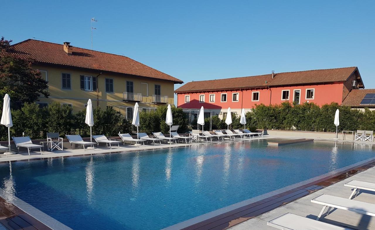 Locanda Ferro Uno, Golf Citta Di Asti Buitenkant foto