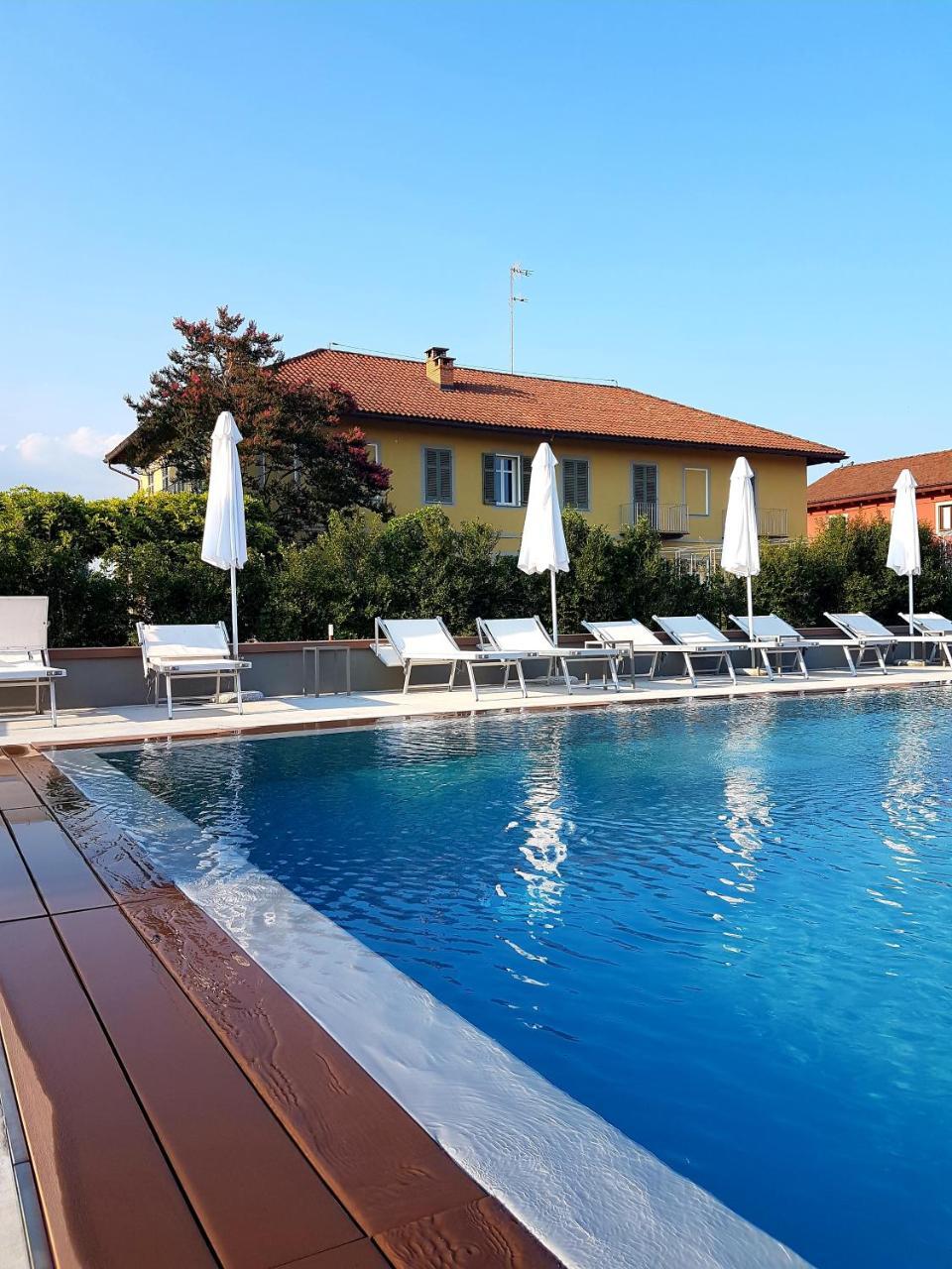 Locanda Ferro Uno, Golf Citta Di Asti Buitenkant foto